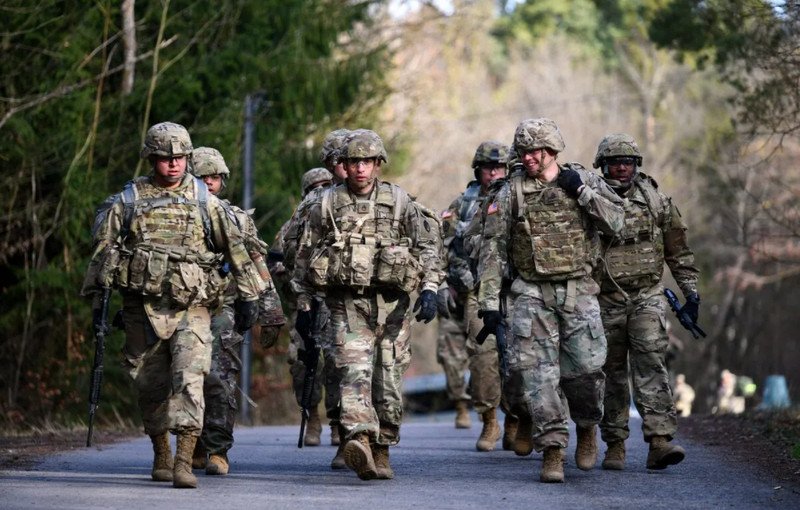 রাশিয়াকে ঠেকাতে ইউক্রেনে অস্ত্র পাঠাচ্ছে ব্রিটেন