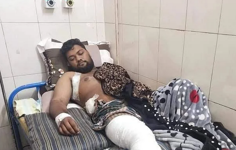 নারীকে উত্ত্যক্ত ও ধর্ষণের চেষ্টা; গণপিটুনি খেলেন ছাত্রলীগ নেতা